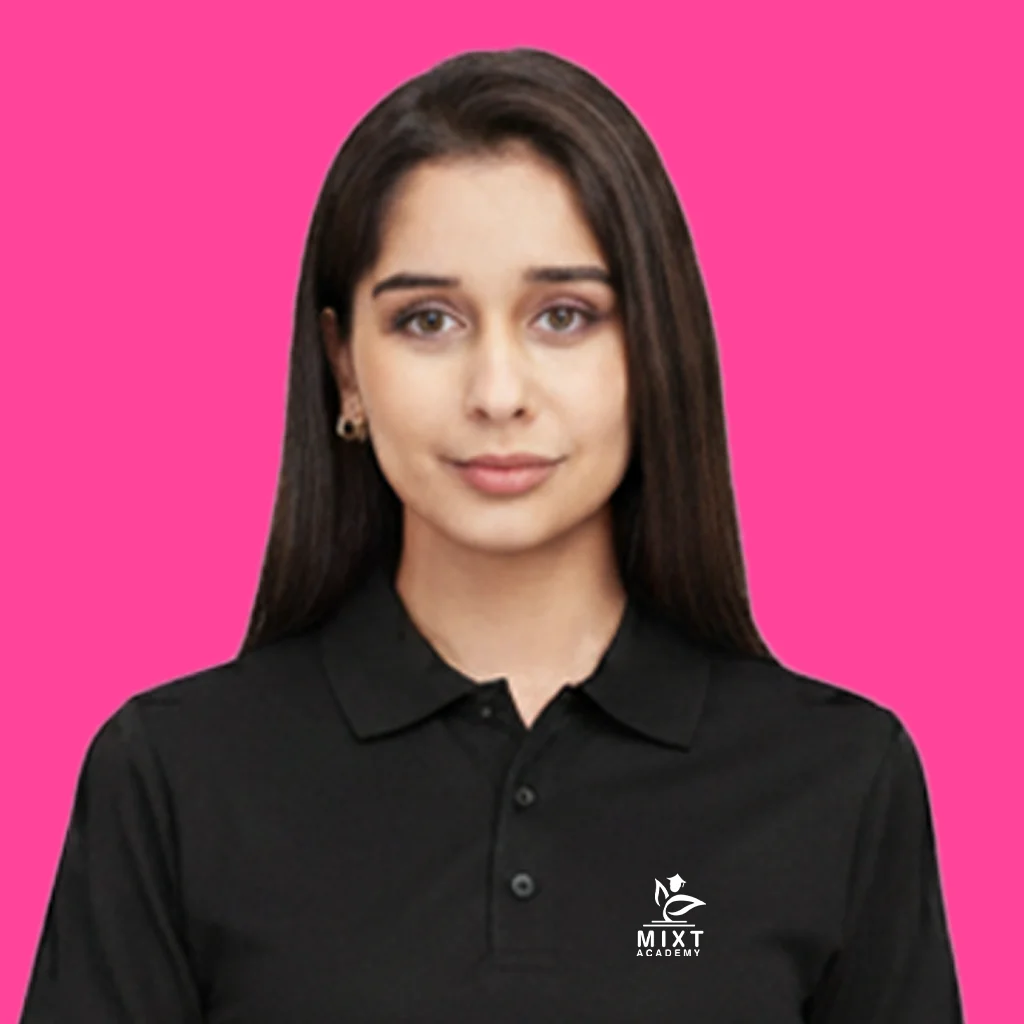 Miss Zainab Nadeem English Literature tutor